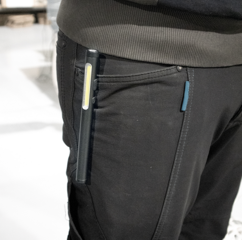 Scangrip Akku Stiftleuchte mit Spotlicht Work Pen 200 R